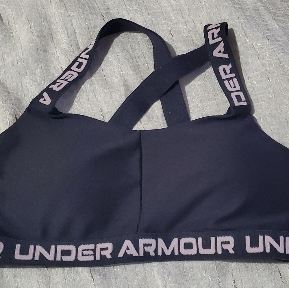 Under armour crossback sports bra